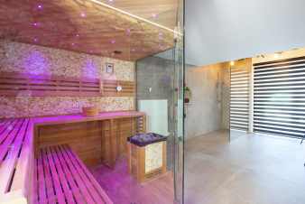 Ferienhaus fr 17 Personen in Vielsalm mit Sauna, Spielzimmer und Ladestation